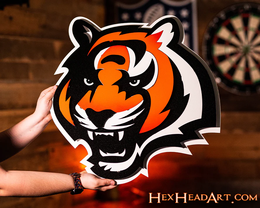 Cincinnati Bengals "Tiger Mascot" 3D Vintage Metal Wall Art - Image 4